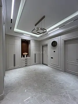 Satılır 4 otaqlı mənzil 165 m²