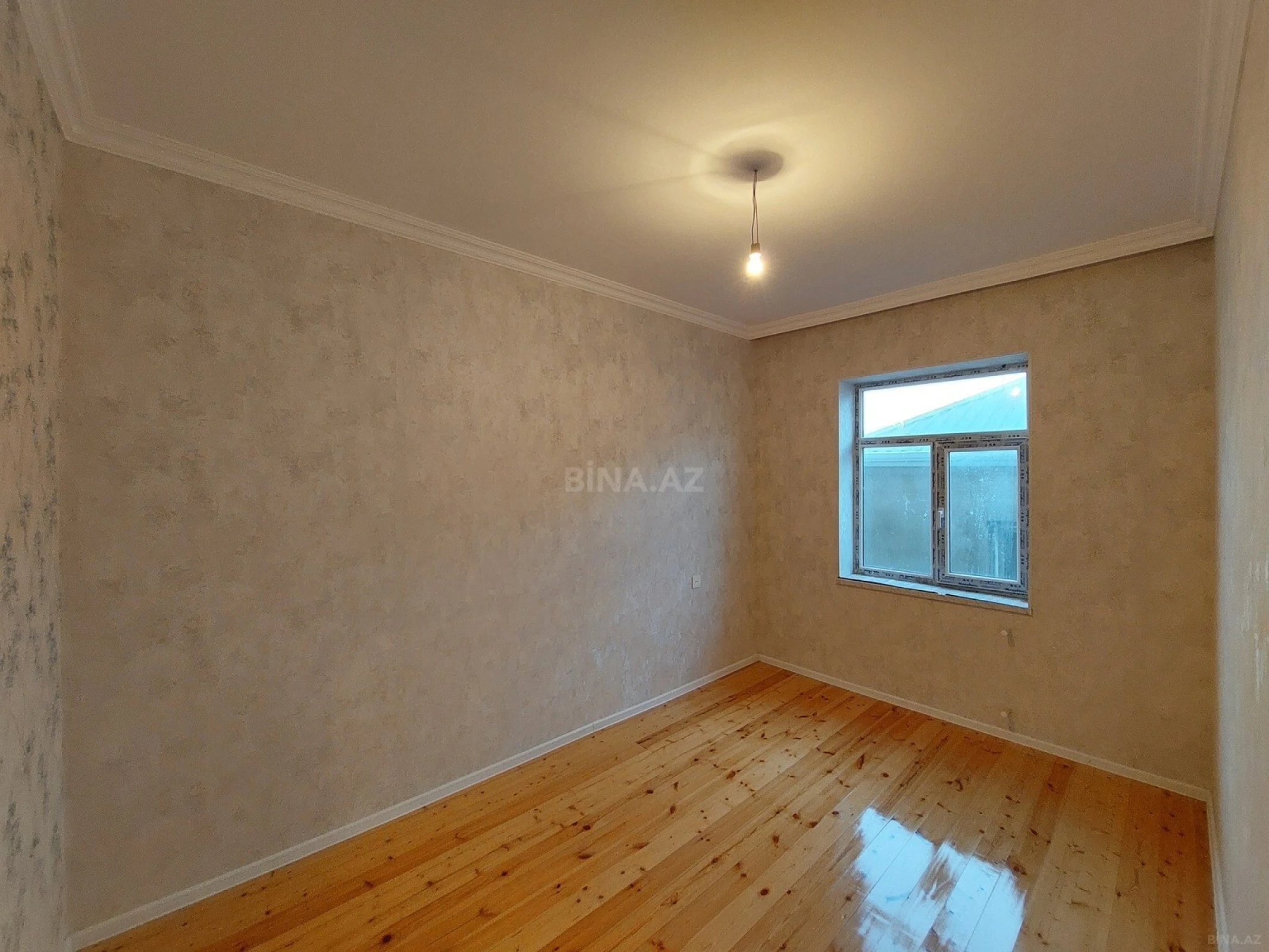 Satılır 3 otaqlı həyət evi 100 m²
