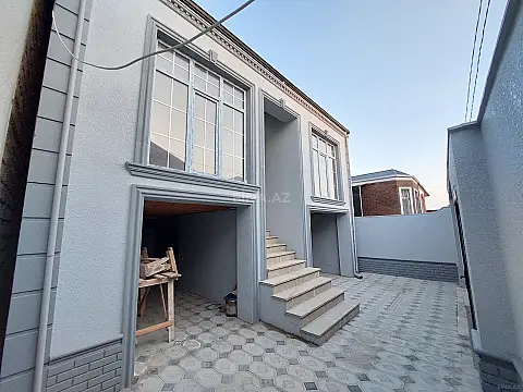 Satılır 3 otaqlı həyət evi 100 m²