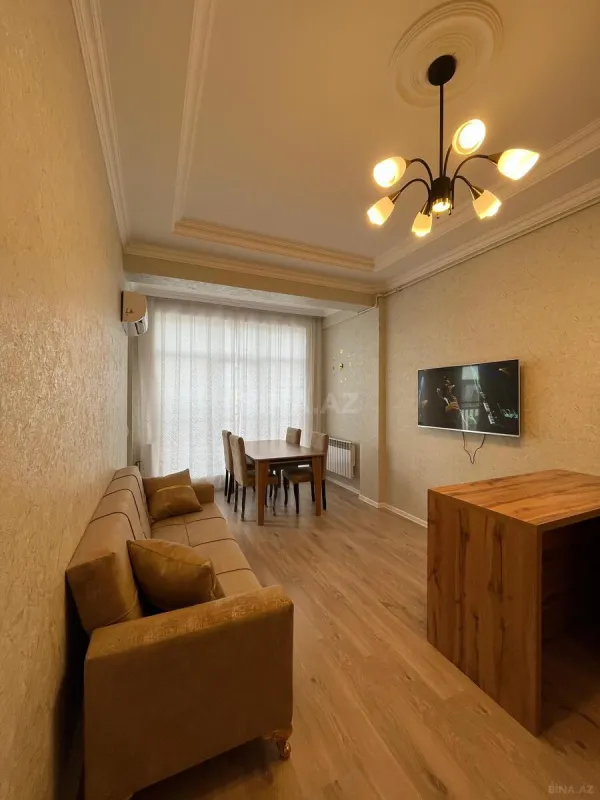 Kirayə verilir 2 otaqlı mənzil 57 m²