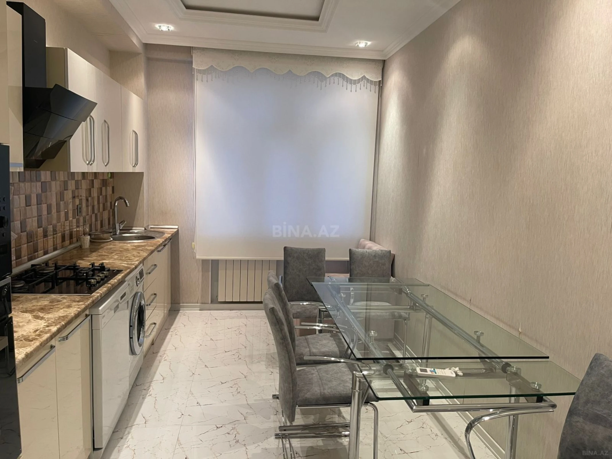 Kirayə verilir 3 otaqlı mənzil 120 m²