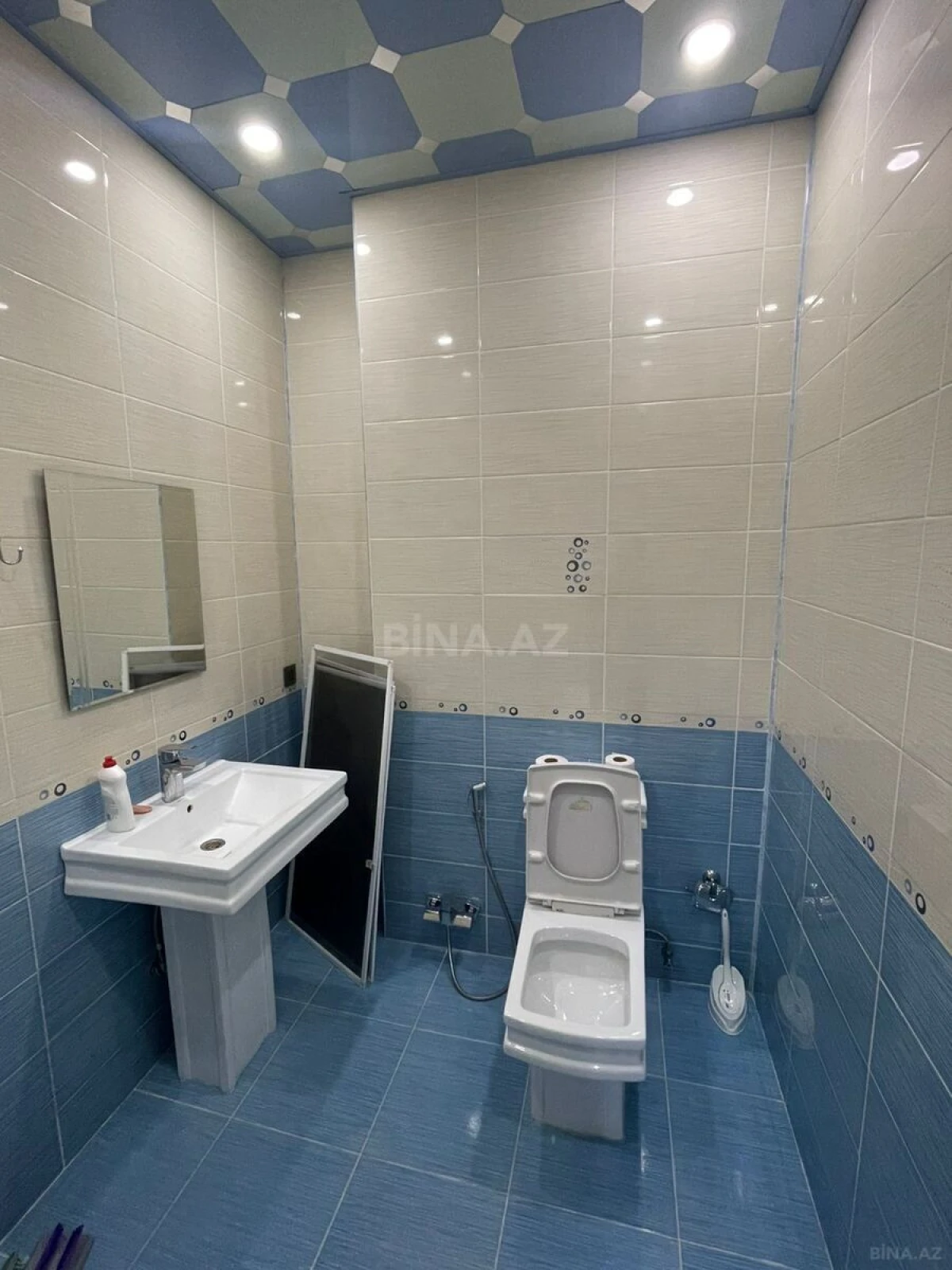Kirayə verilir 3 otaqlı mənzil 120 m²