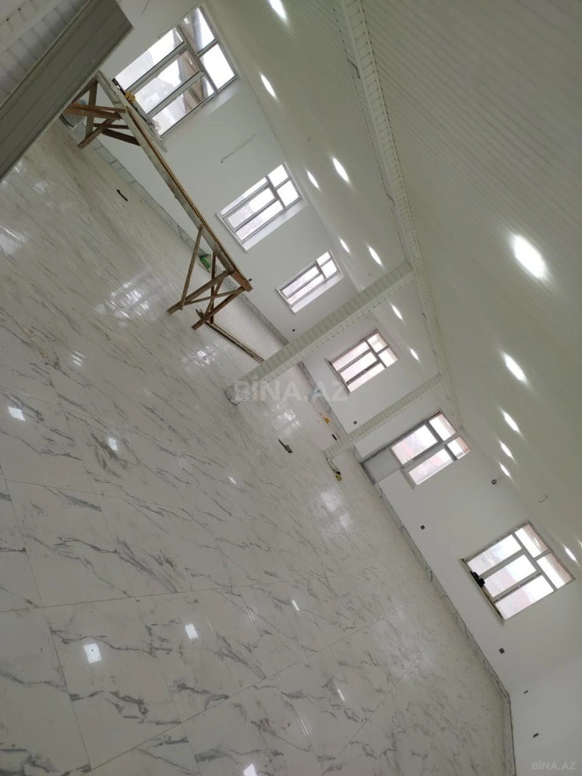 Kirayə verilir obyekt 500 m²