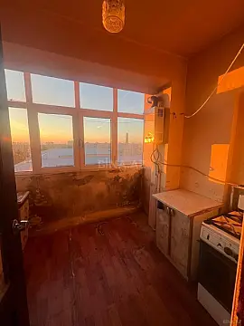 Satılır 5 otaqlı mənzil 103 m²