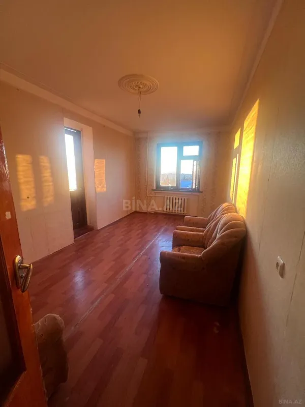 Satılır 5 otaqlı mənzil 103 m²