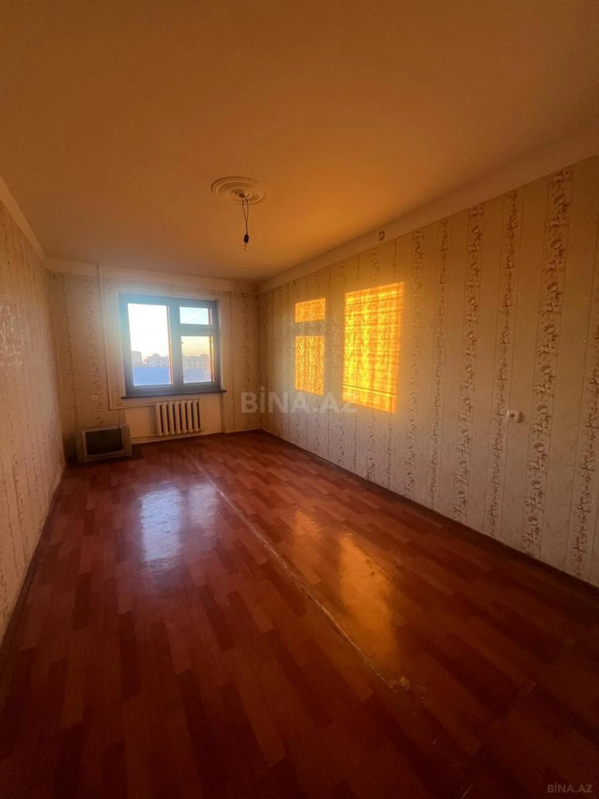 Satılır 5 otaqlı mənzil 103 m²