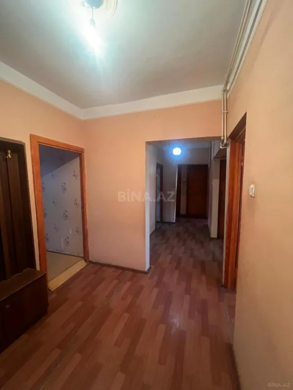 Satılır 5 otaqlı mənzil 103 m²