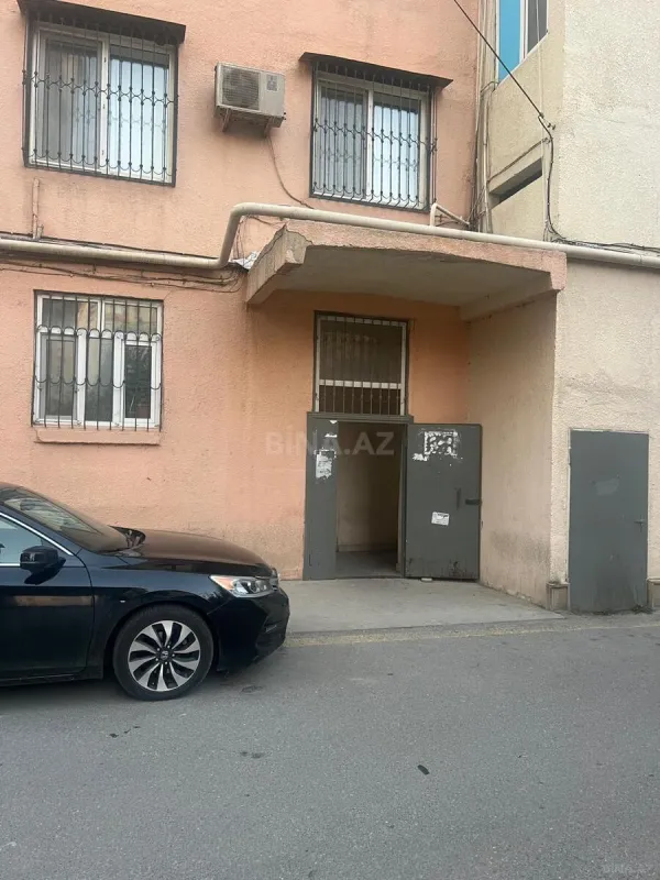 Satılır 5 otaqlı mənzil 103 m²
