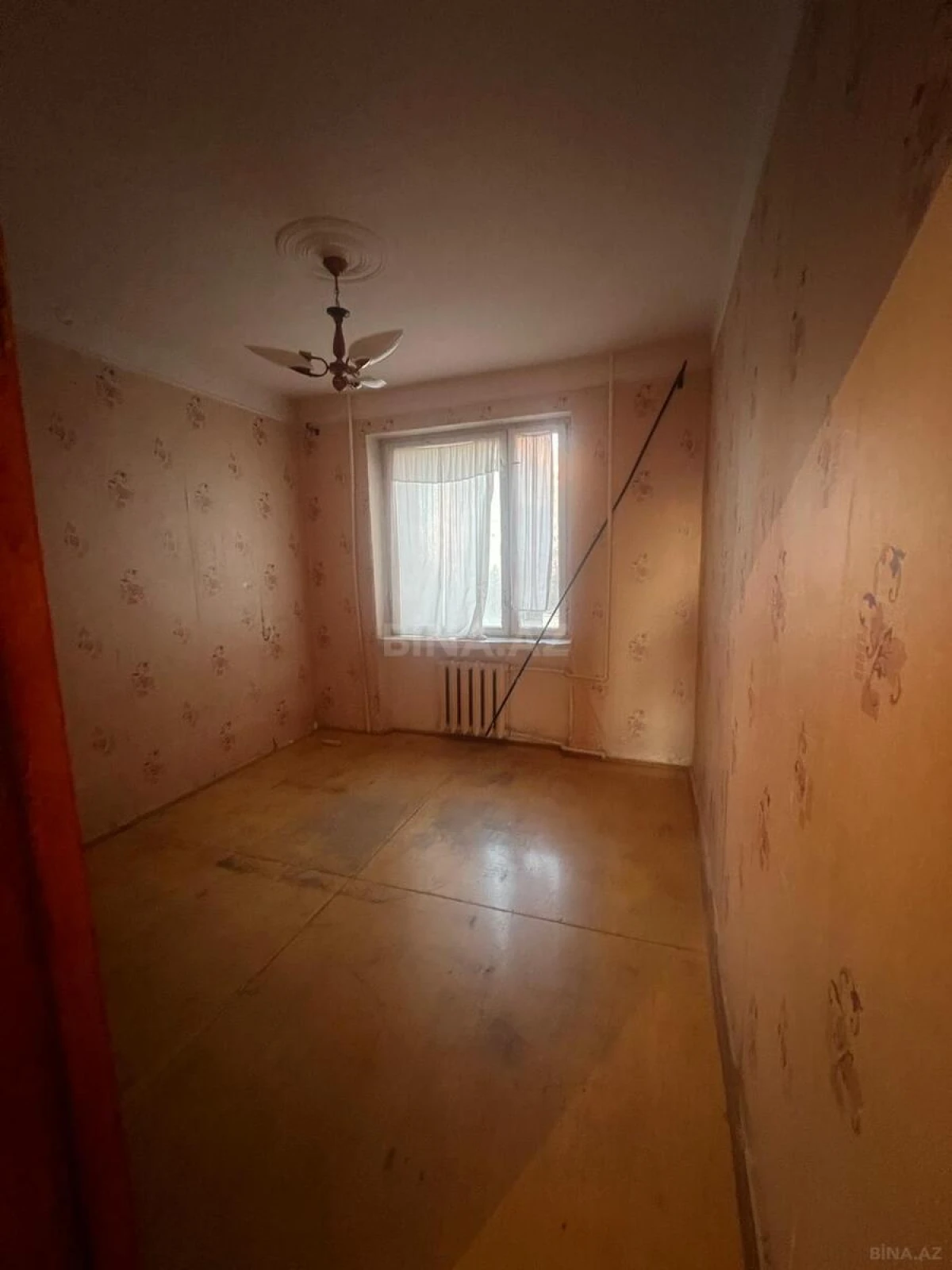 Satılır 5 otaqlı mənzil 103 m²