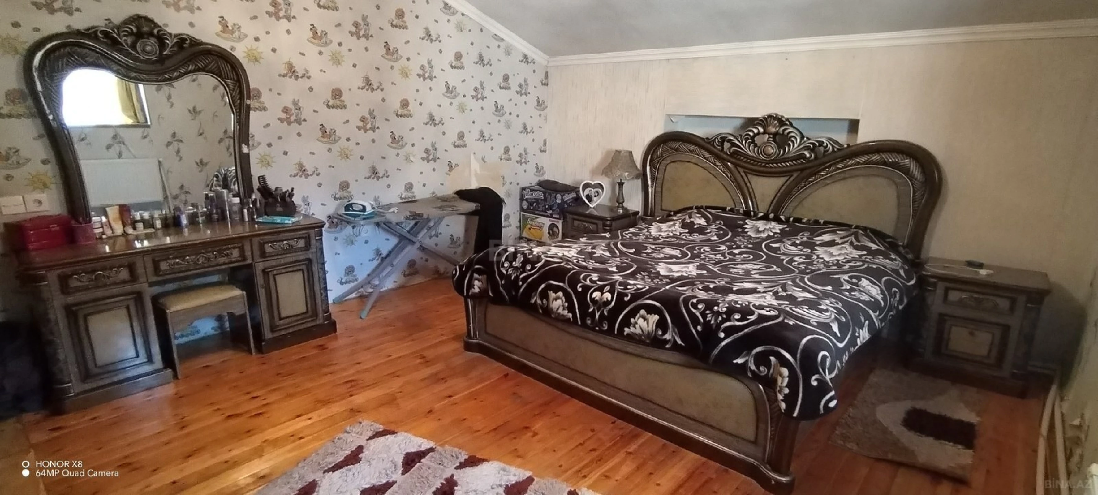 Satılır 5 otaqlı həyət evi 180 m²