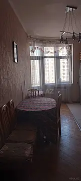 Satılır 3 otaqlı mənzil 125 m²