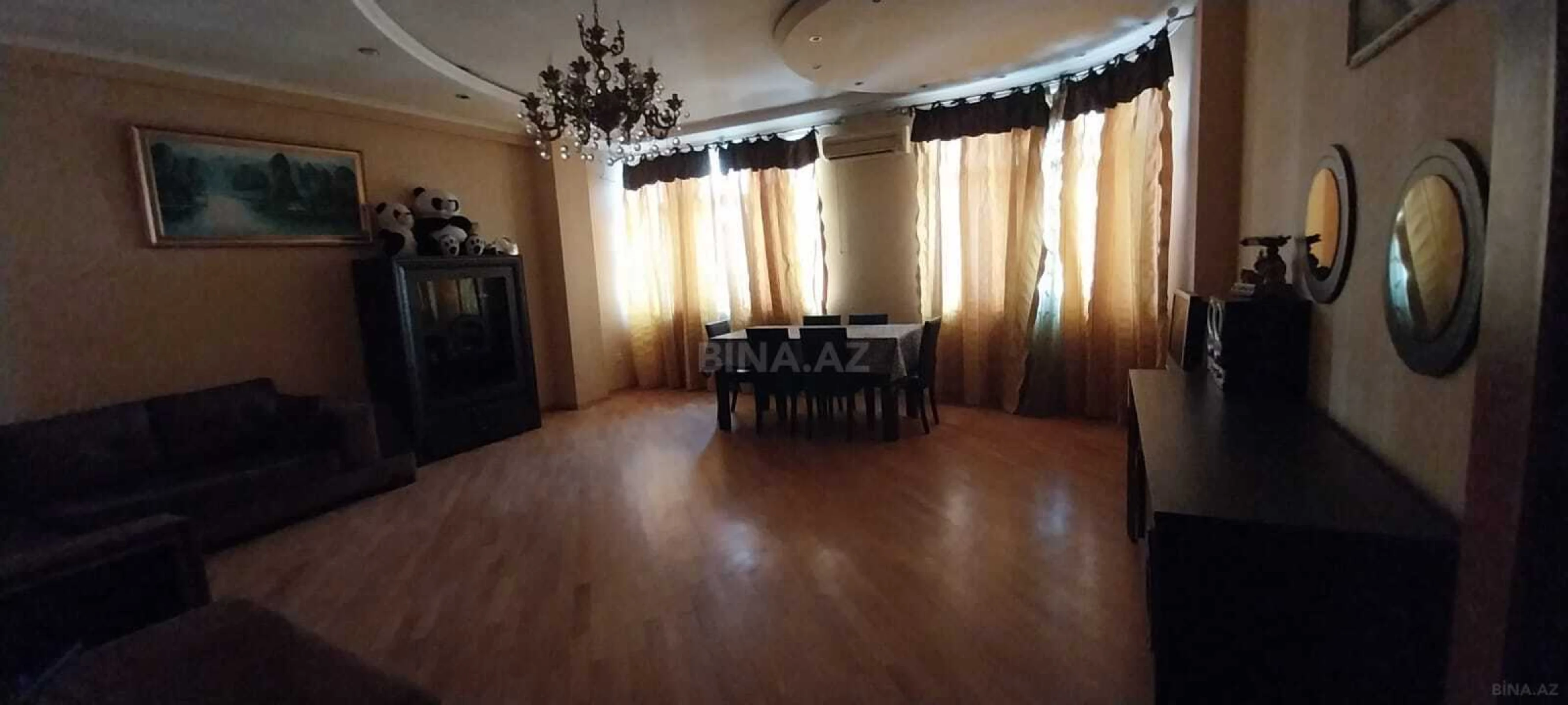Satılır 3 otaqlı mənzil 125 m²