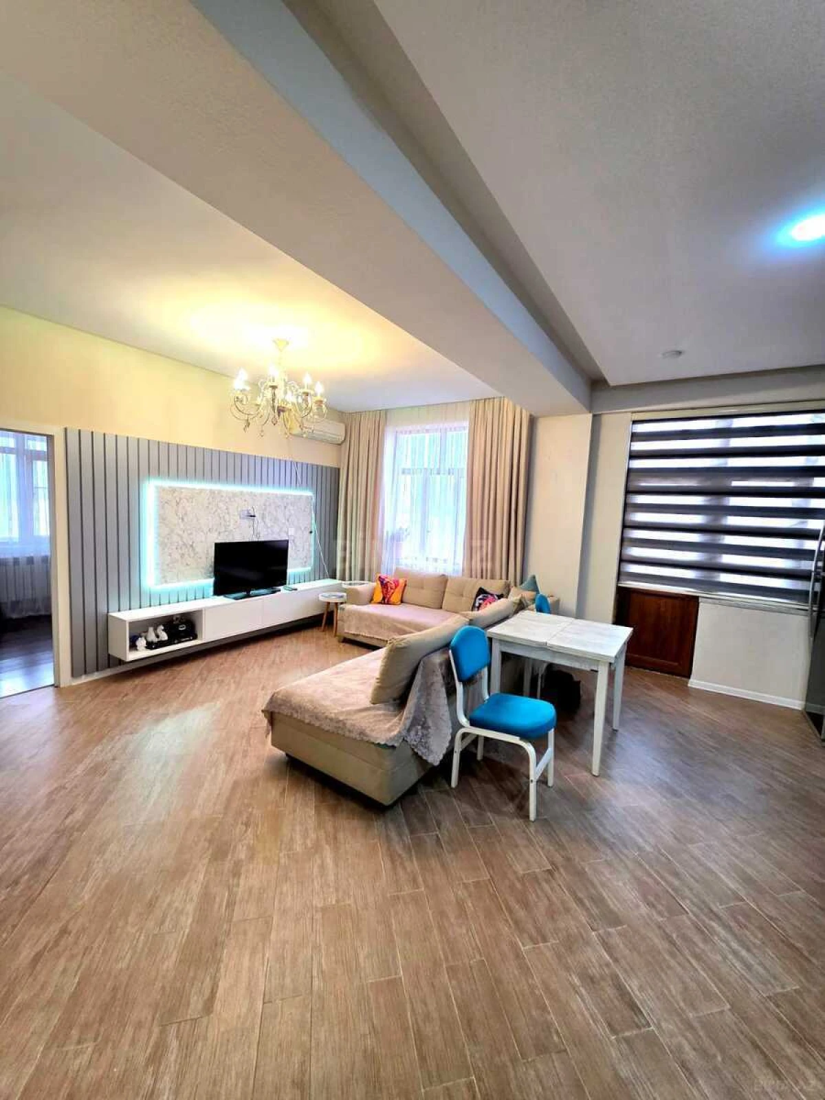 Satılır 3 otaqlı mənzil 94 m²