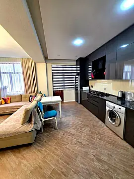 Satılır 3 otaqlı mənzil 94 m²