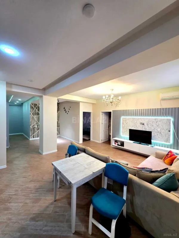 Satılır 3 otaqlı mənzil 94 m²