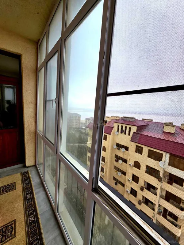 Satılır 3 otaqlı mənzil 94 m²