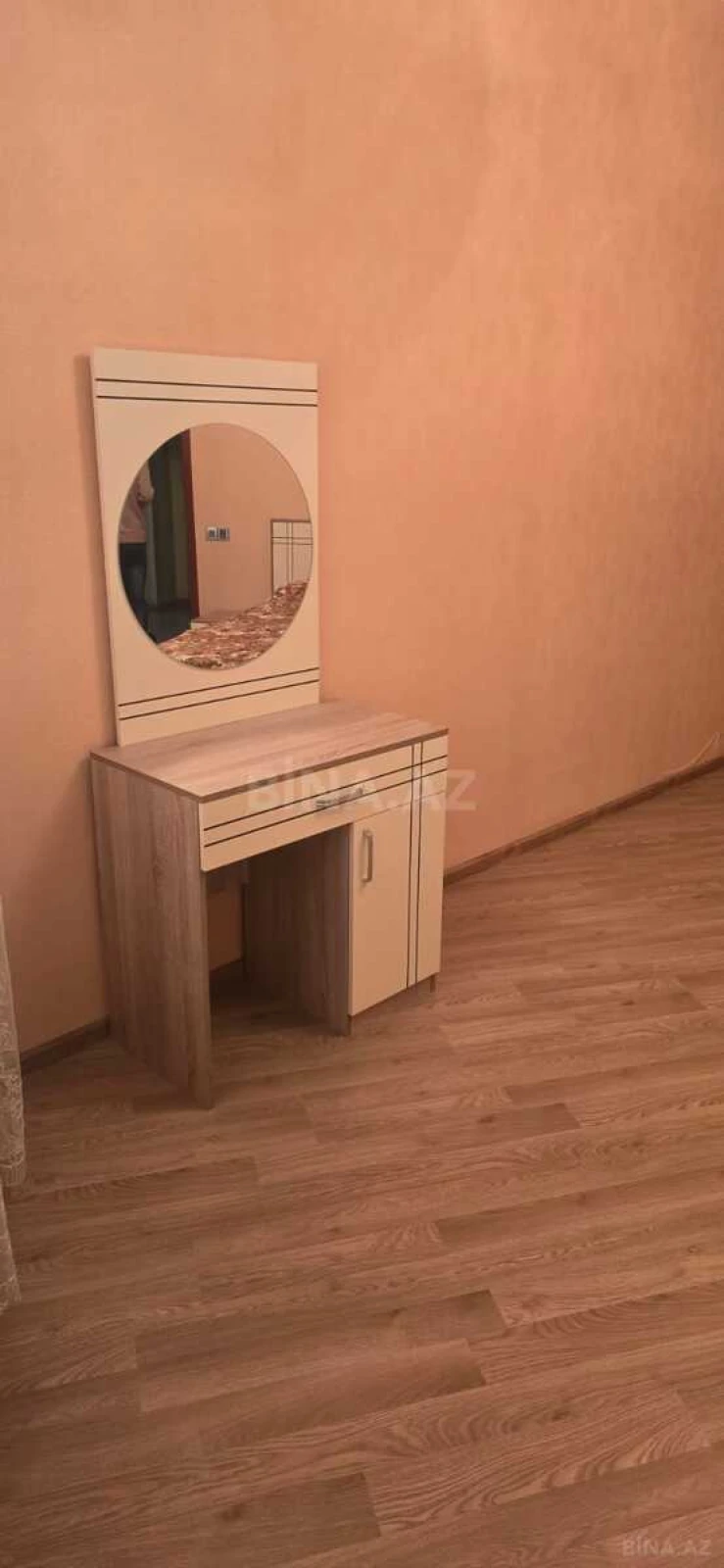 Kirayə verilir 3 otaqlı mənzil 120 m²