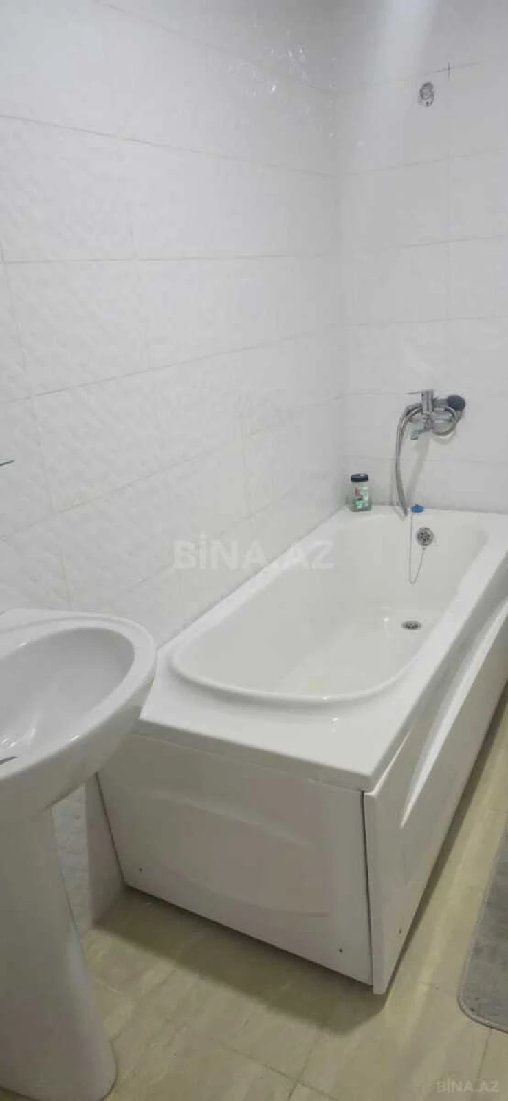 Kirayə verilir 3 otaqlı mənzil 120 m²