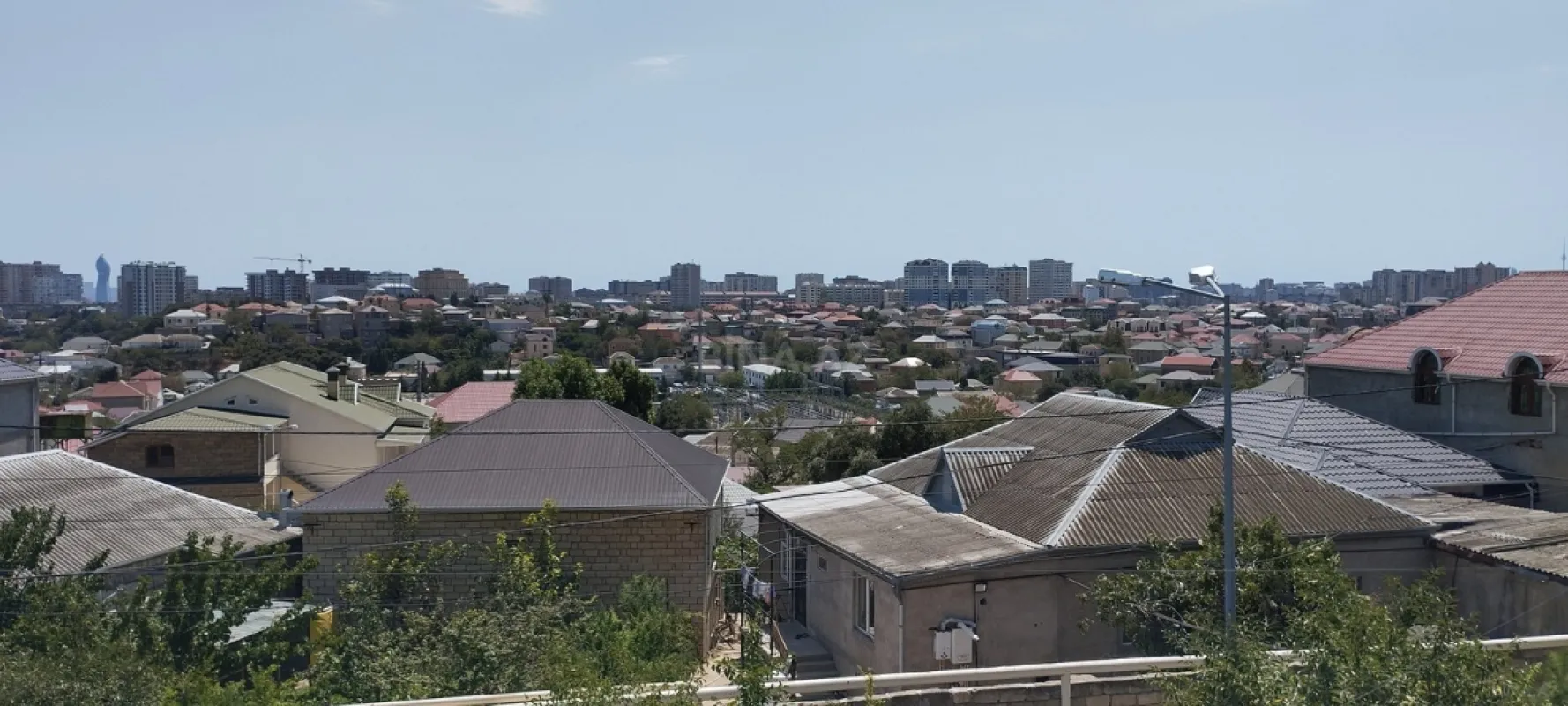 Satılır 4 otaqlı həyət evi 100 m²