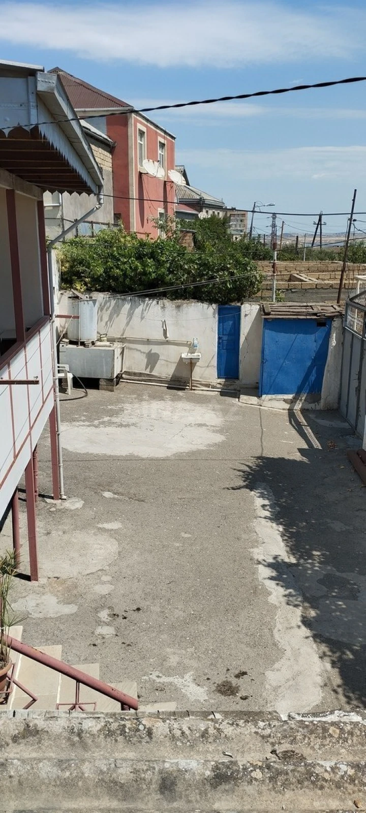 Satılır 4 otaqlı həyət evi 100 m²