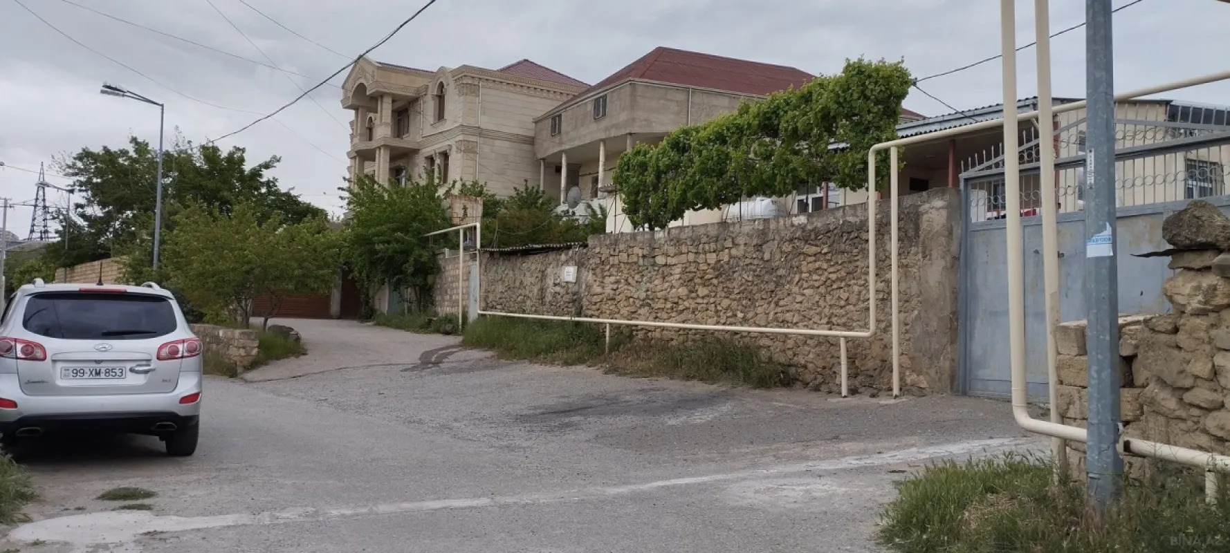 Satılır 4 otaqlı həyət evi 100 m²