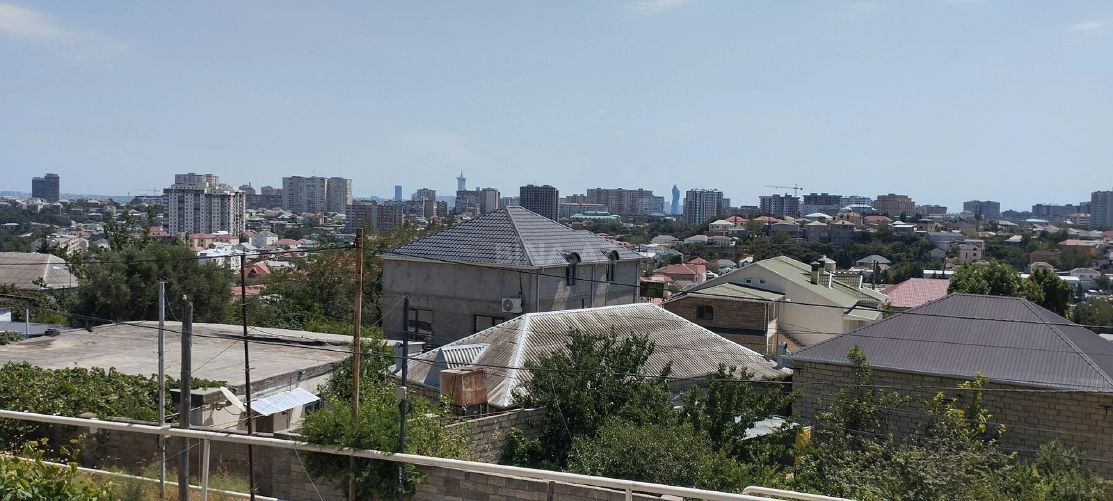 Satılır 4 otaqlı həyət evi 100 m²