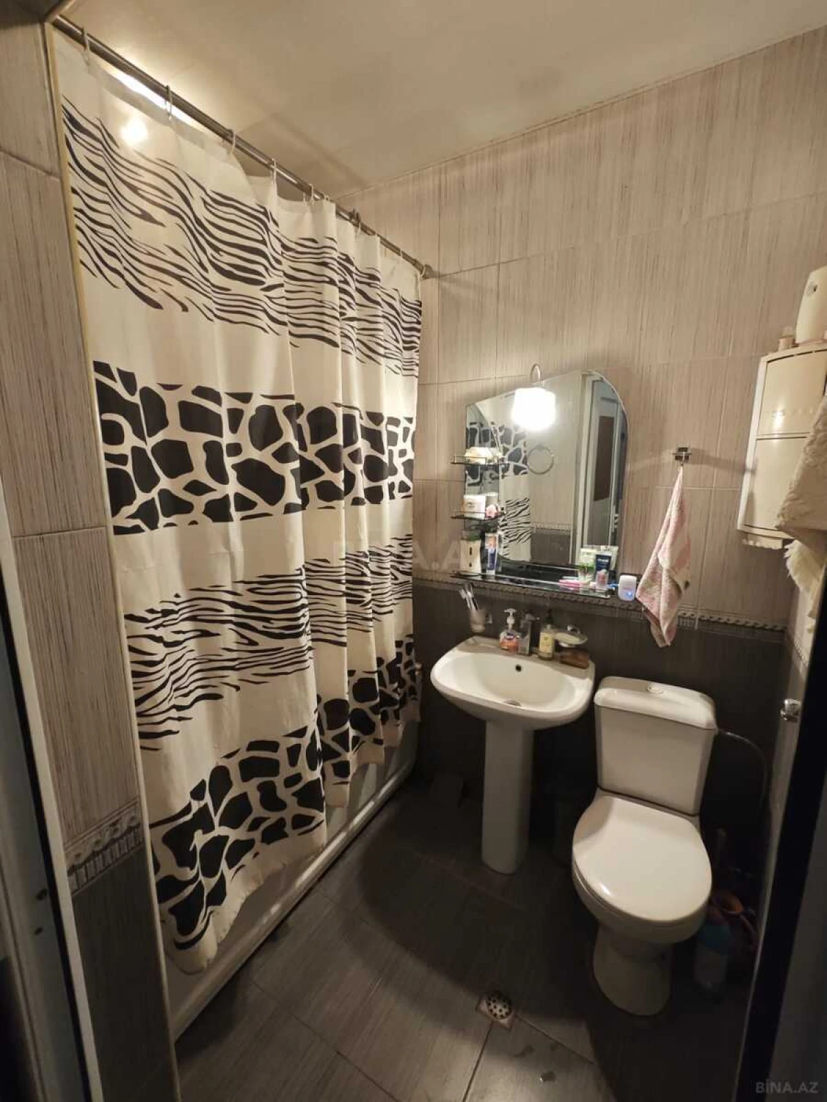 Satılır 3 otaqlı mənzil 68 m²