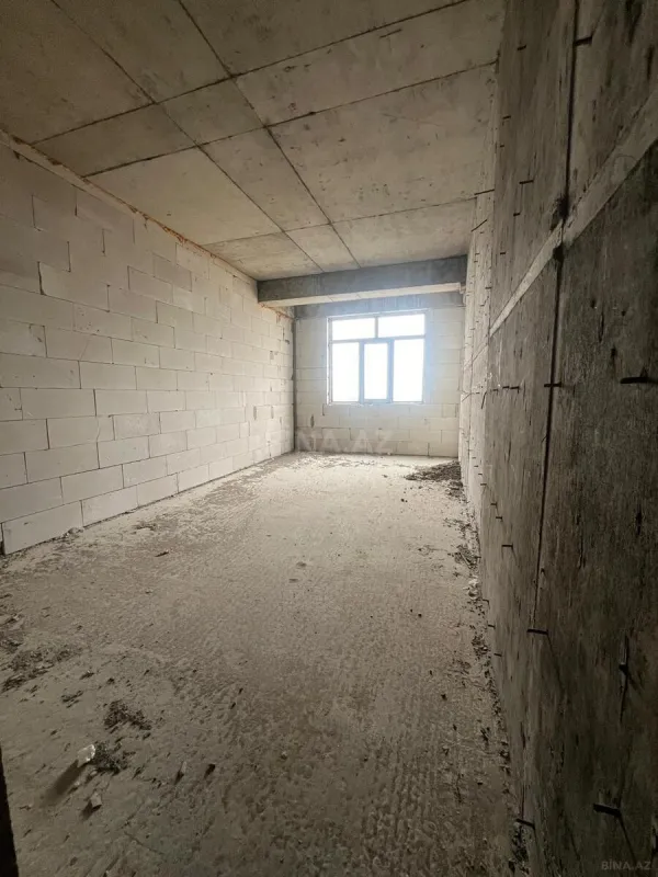 Satılır 2 otaqlı mənzil 96 m²