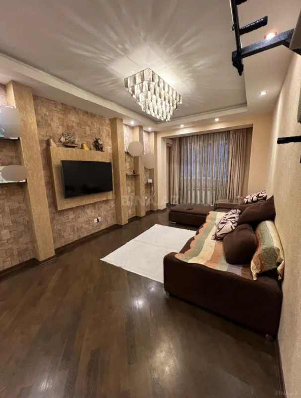 Satılır 3 otaqlı mənzil 85 m²