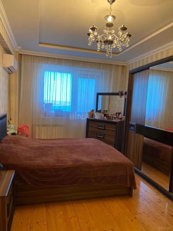 Satılır 2 otaqlı mənzil 67 m²