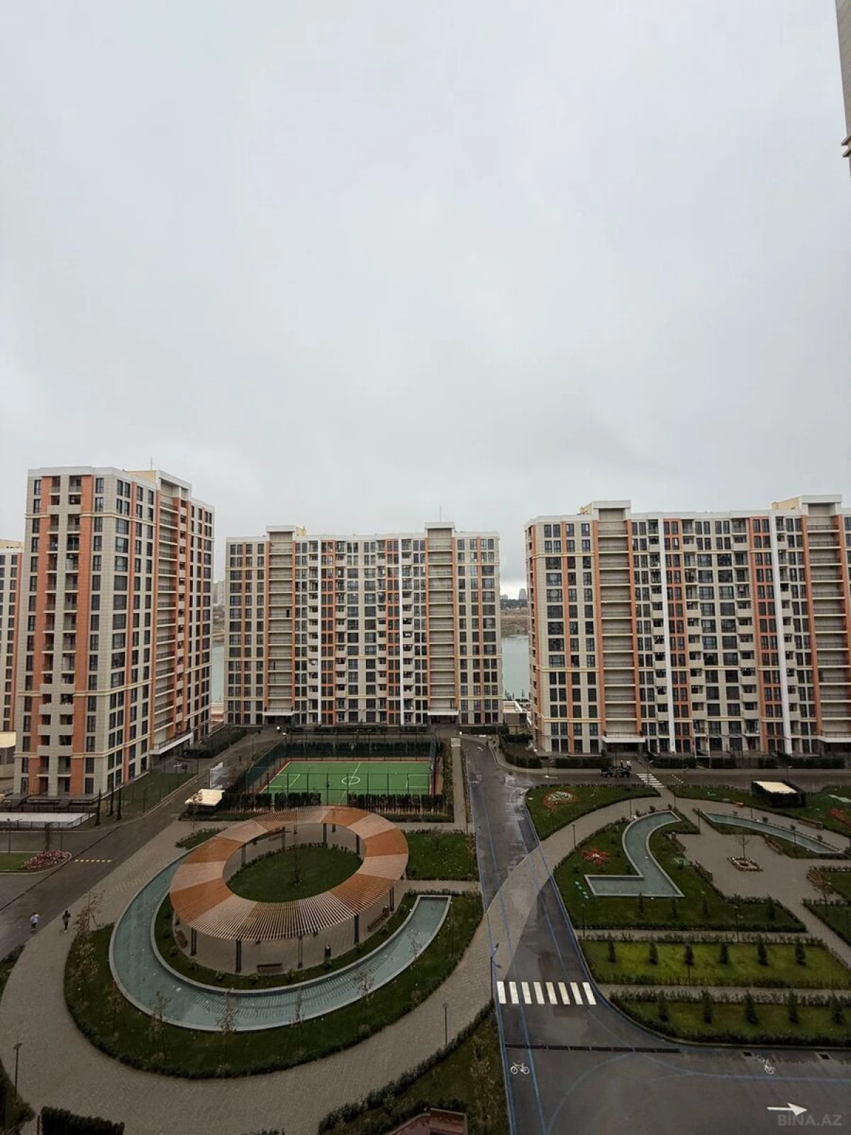 Satılır 4 otaqlı mənzil 105 m²