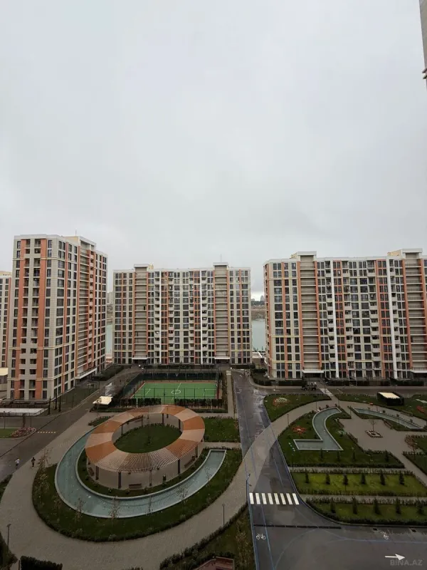 Satılır 4 otaqlı mənzil 105 m²