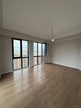 Satılır 4 otaqlı mənzil 105 m²