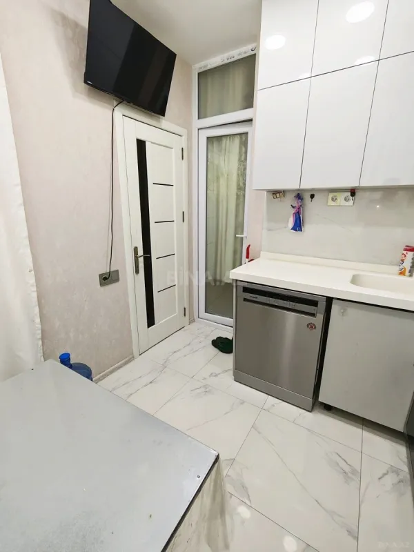 Satılır 2 otaqlı mənzil 64 m²
