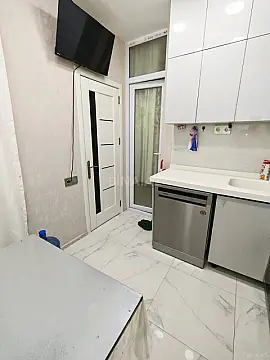 Satılır 2 otaqlı mənzil 64 m²