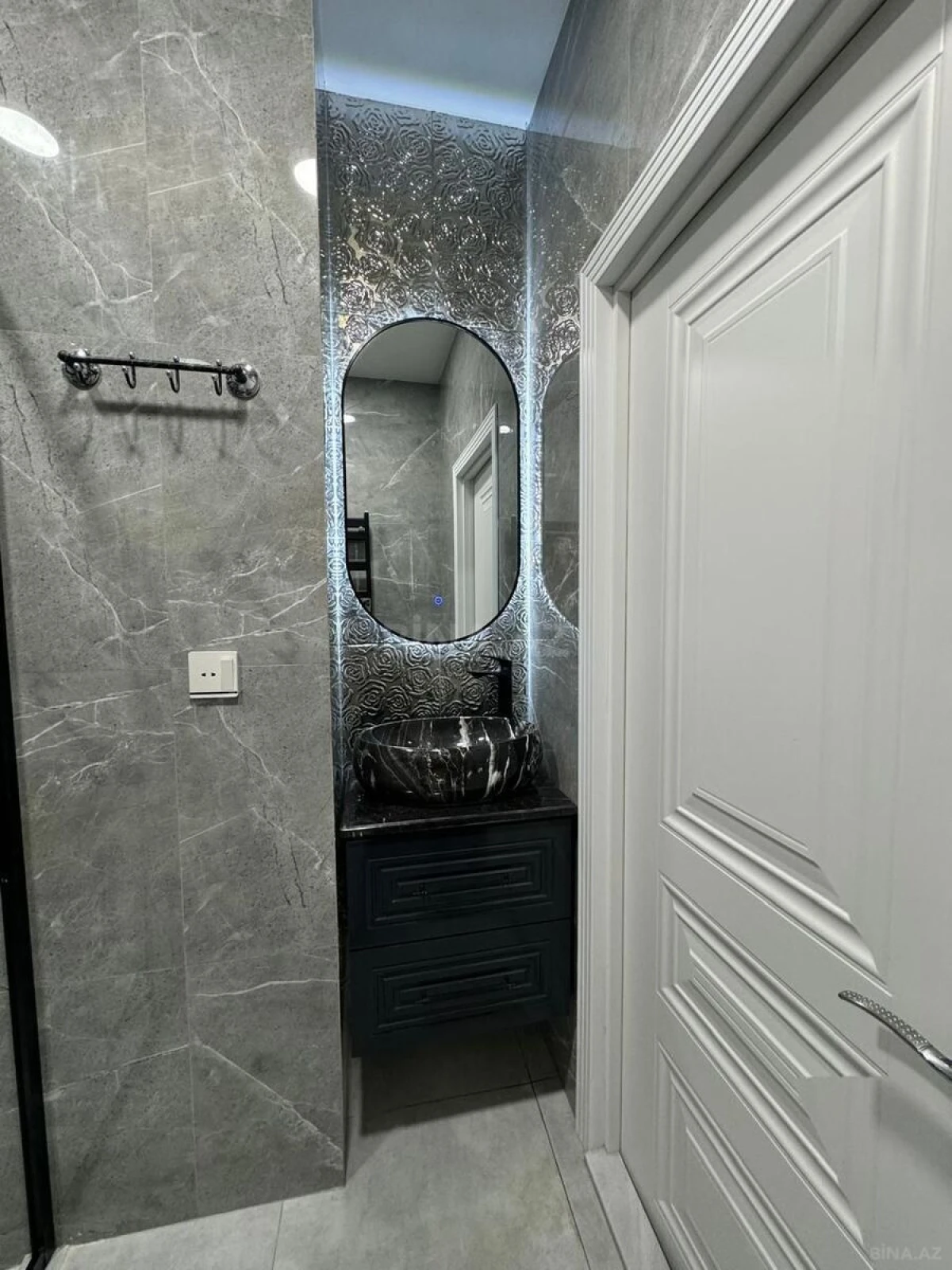 Kirayə verilir 2 otaqlı mənzil 90 m²