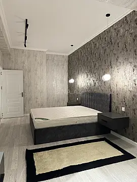 Kirayə verilir 2 otaqlı mənzil 90 m²