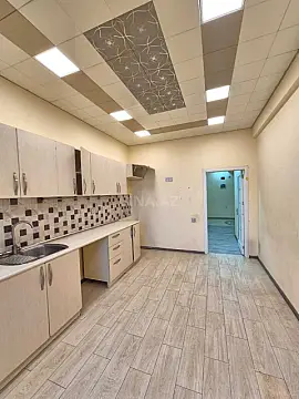 Kirayə verilir 3 otaqlı mənzil 160 m²