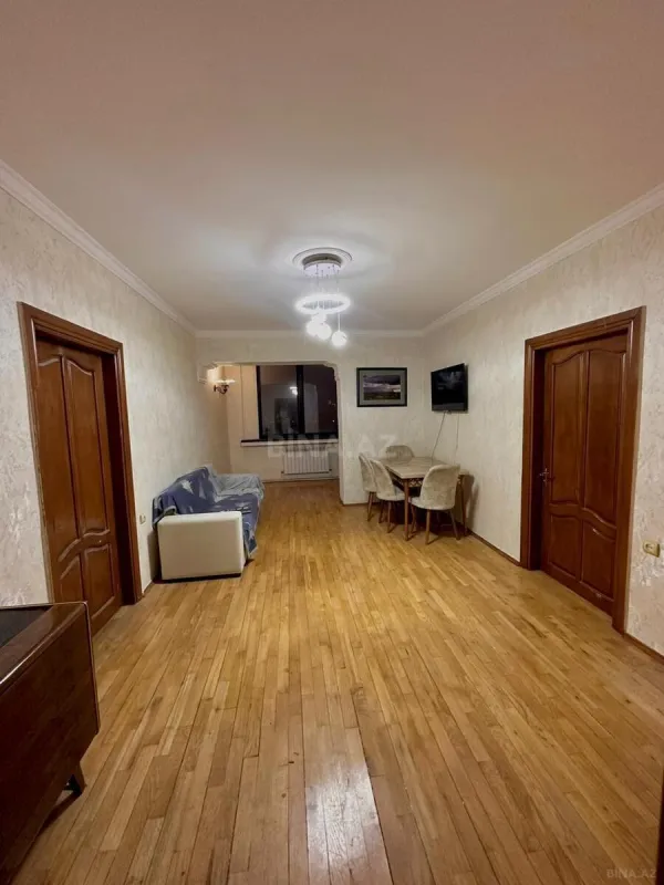 Satılır 3 otaqlı mənzil 87 m²