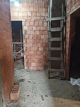 Satılır 2 otaqlı mənzil 68 m²