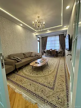 Satılır 3 otaqlı mənzil 122 m² — Bakı 3 otaq 122.00 m²