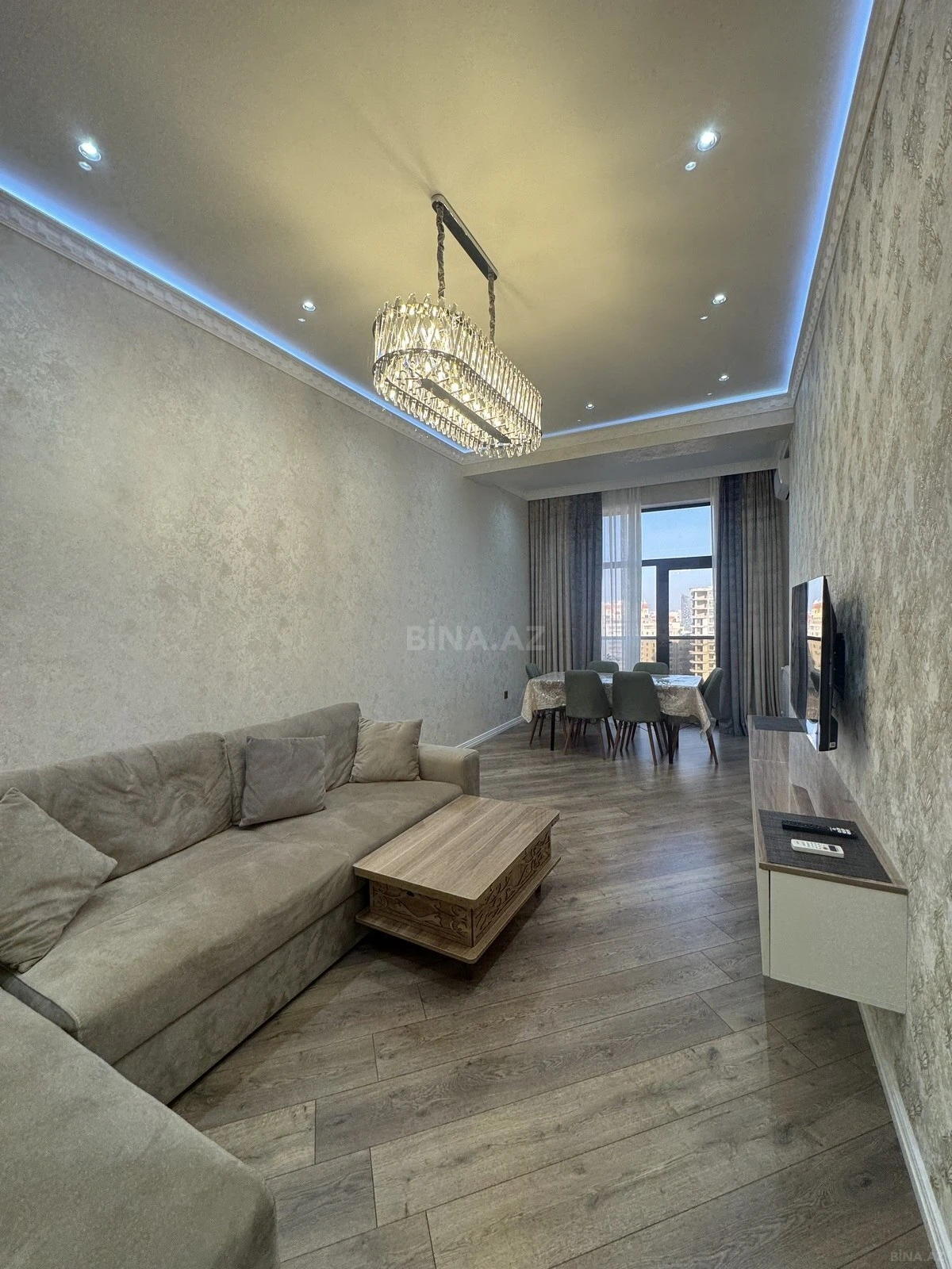 Satılır 3 otaqlı mənzil 95 m²