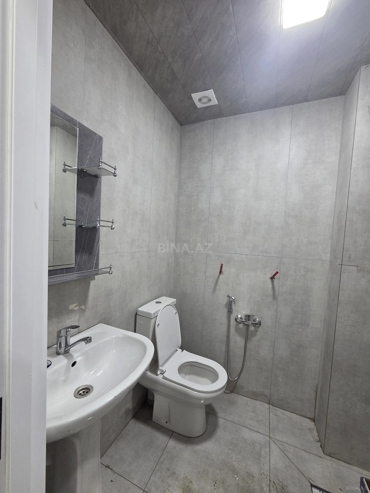 Satılır 2 otaqlı mənzil 31 m²