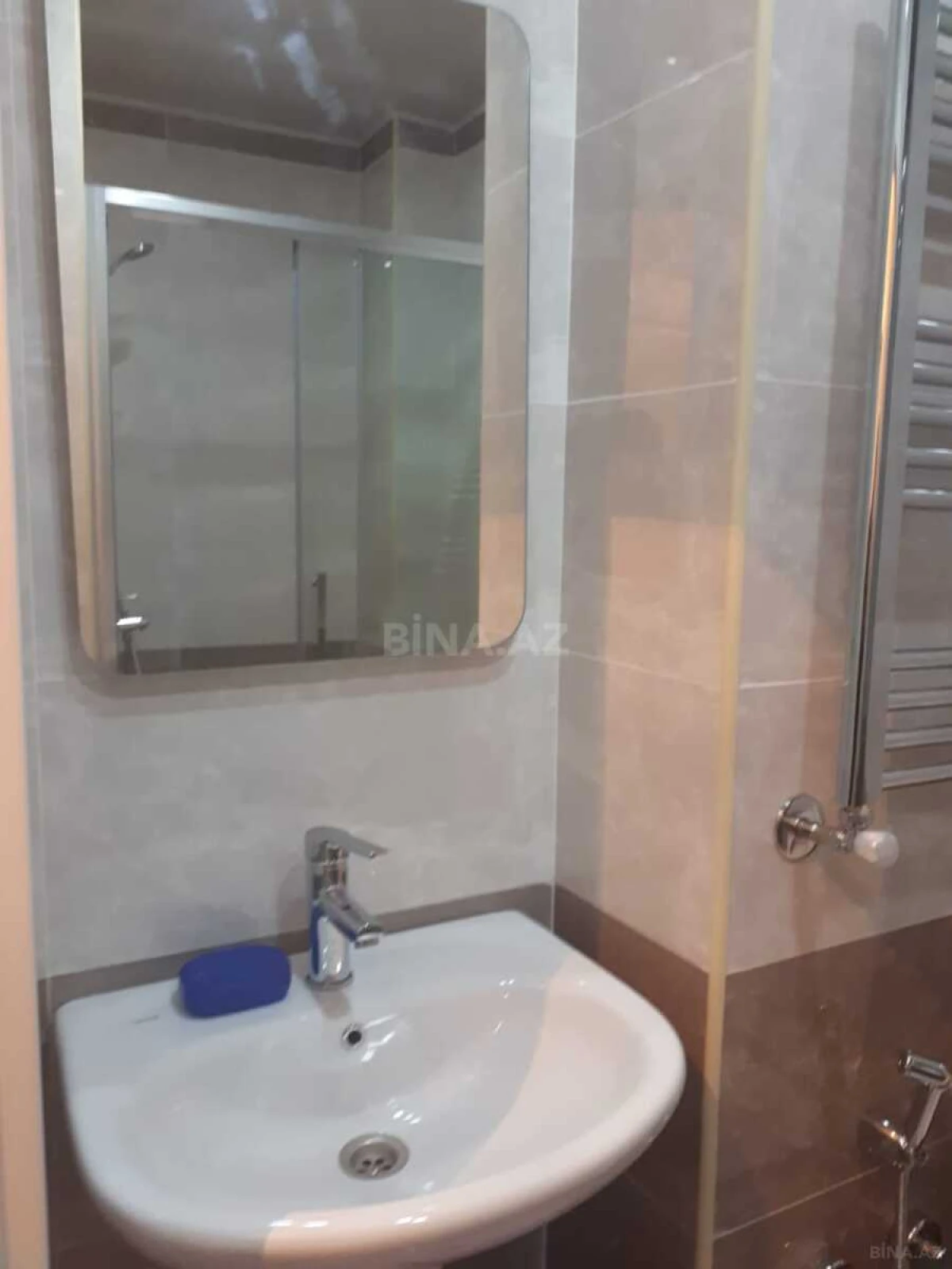 Kirayə verilir 2 otaqlı mənzil 45 m²