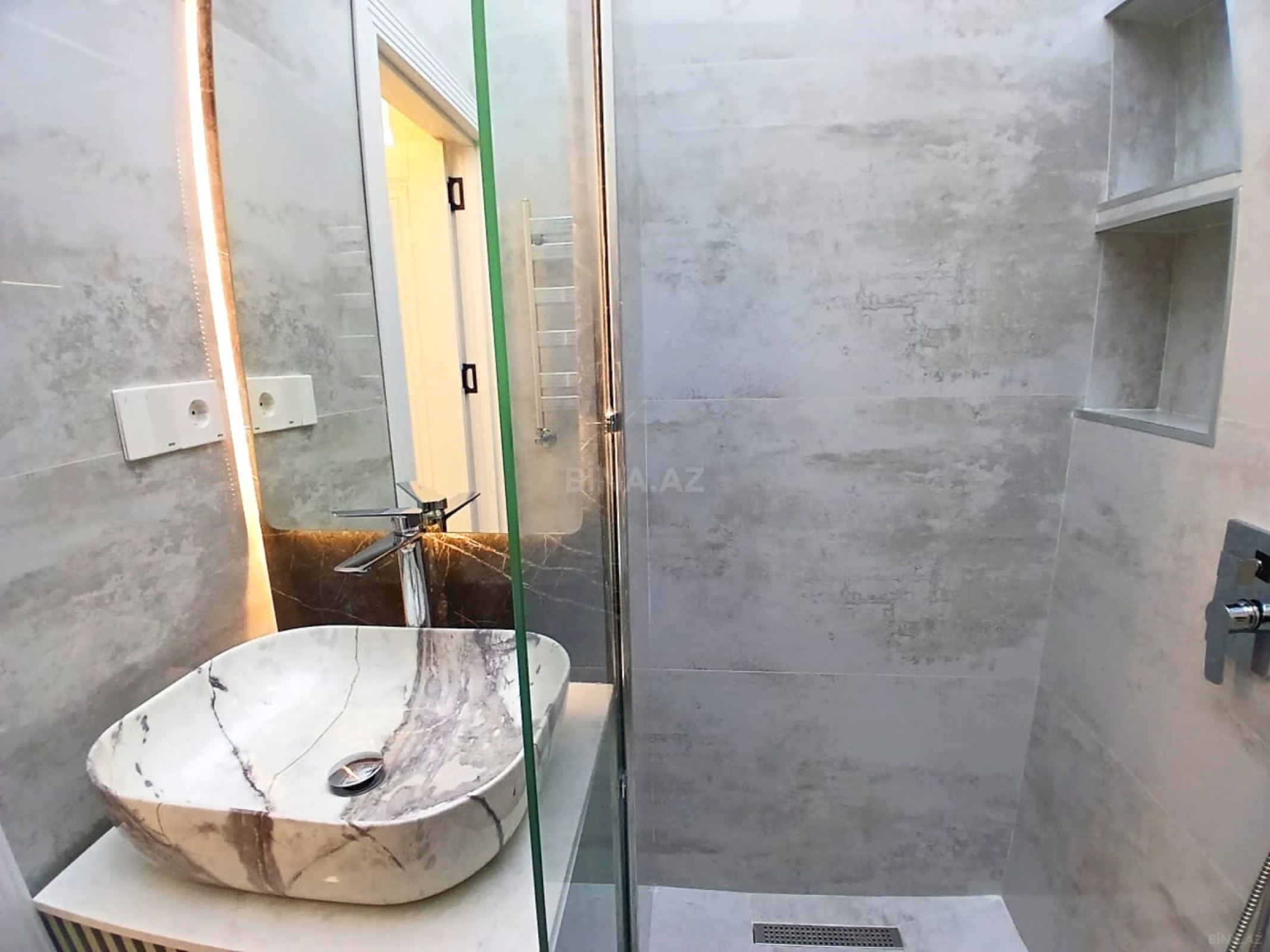 Satılır 2 otaqlı mənzil 39 m²