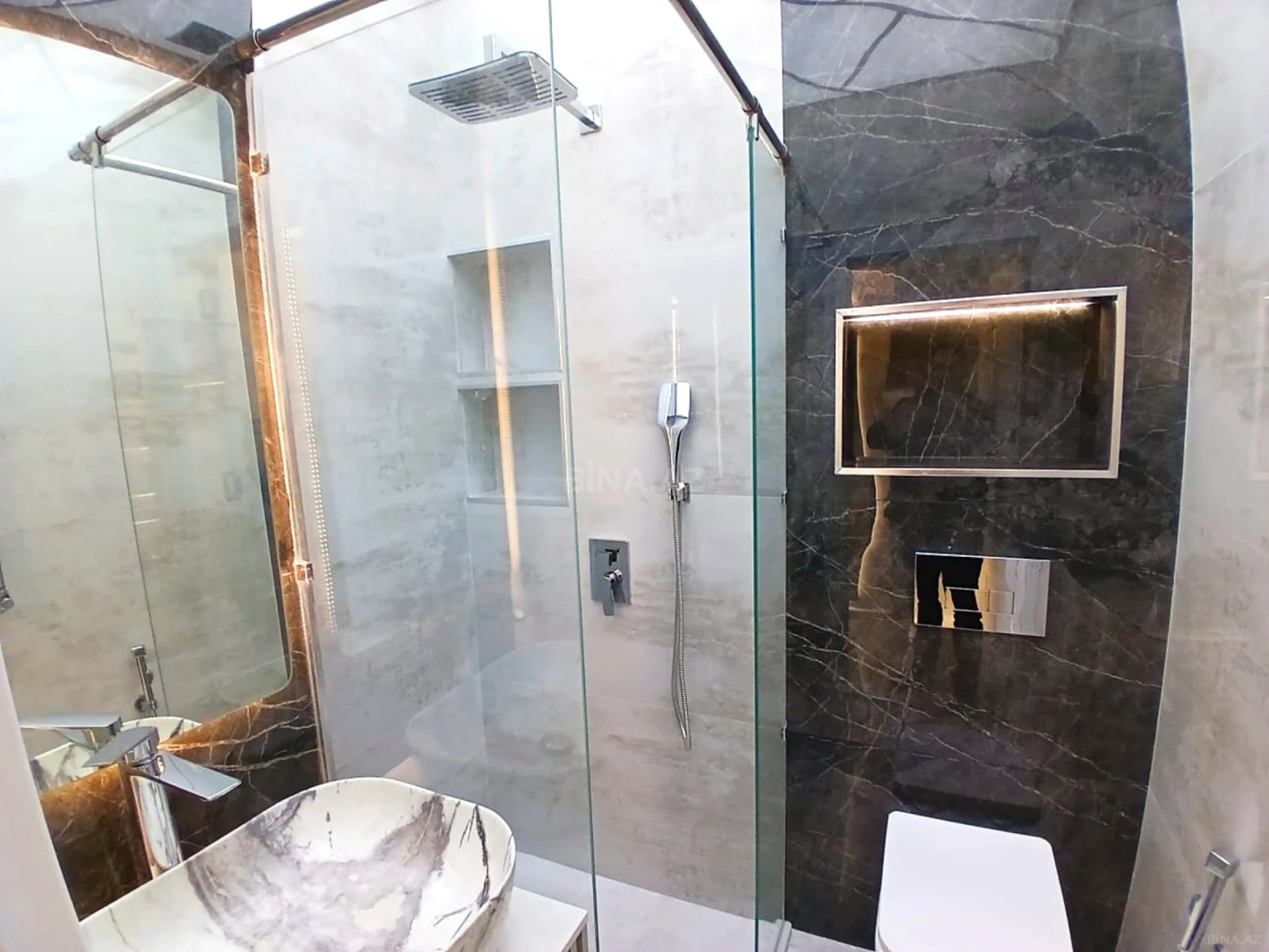 Satılır 2 otaqlı mənzil 39 m²