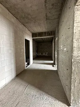 Satılır 3 otaqlı mənzil 135 m²