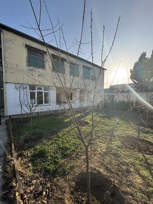Satılır 4 otaqlı həyət evi 150 m²