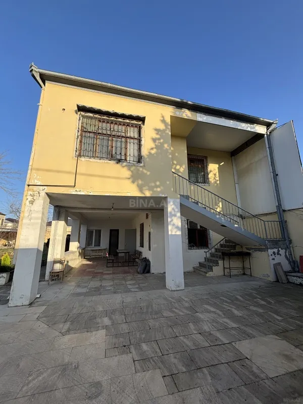 Satılır 4 otaqlı həyət evi 150 m²