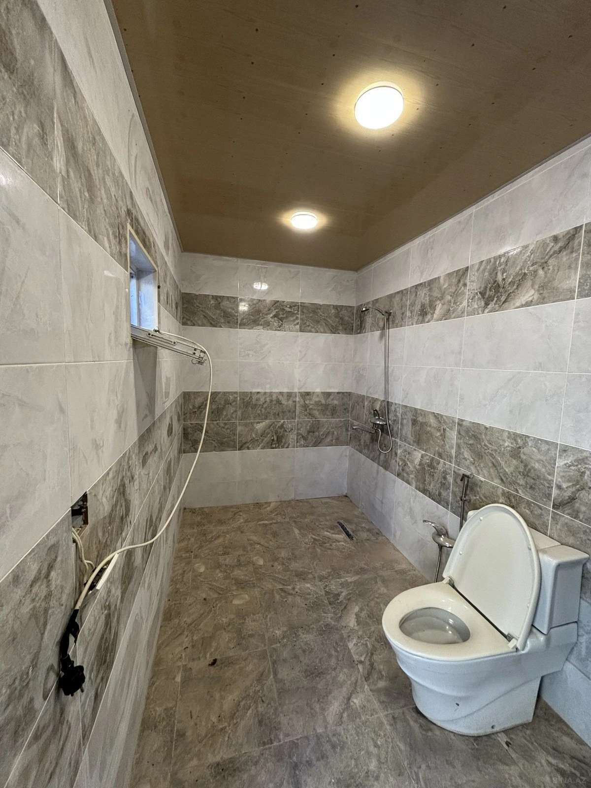 Satılır 4 otaqlı həyət evi 150 m²